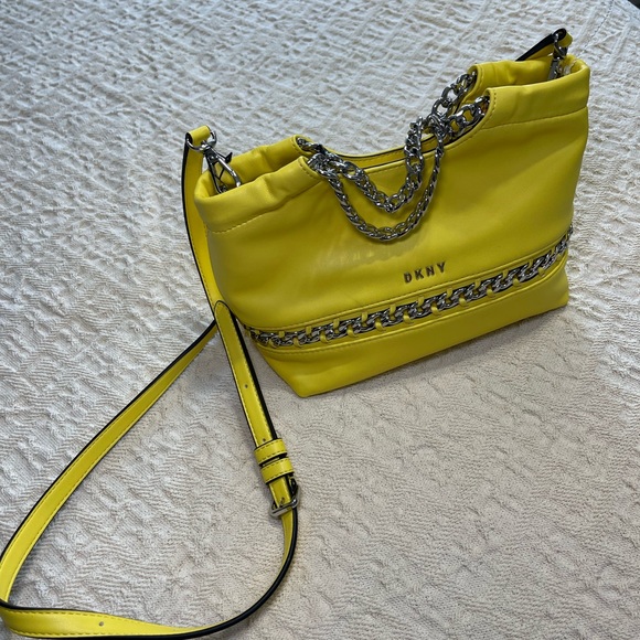 DKNY BAG - Picture 2 of 4